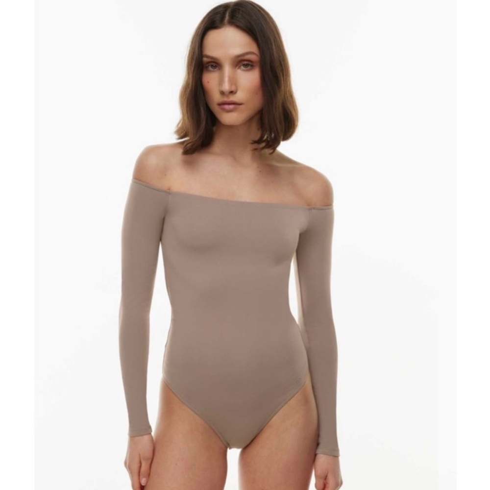 Aritzia Contour Off-Shoulder Long Sleeve Bodysuit
